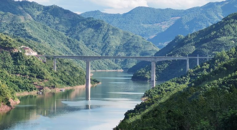 KunmingChina VientianeLaosRail 19241655 1.Laos China Railway 2 768x423