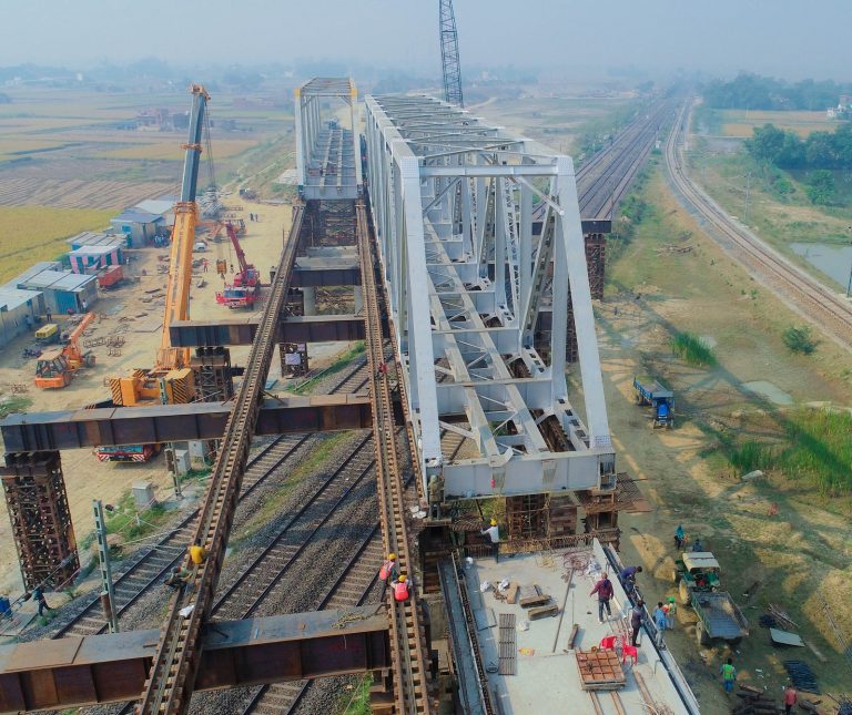 pipe 22 19485155 Rail Flyover 76.2m span over 03 Railway Tracks JtSy 768x645